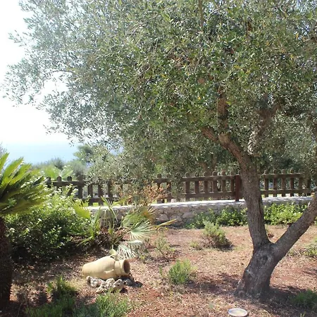 Panzió Villa Amoru Castro By Hdsalento