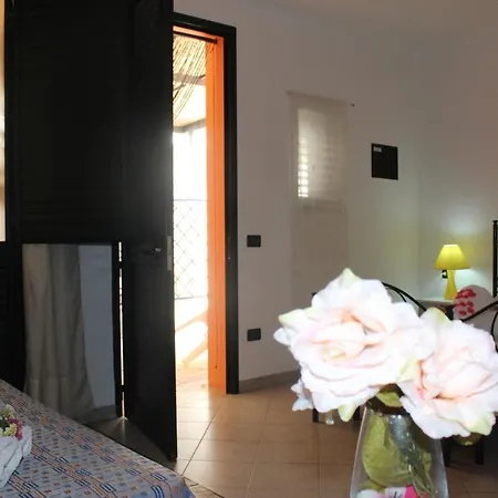 Amoru 3* Castro (Lecce)