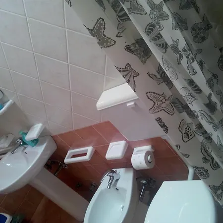 Amoru Bed & Breakfast 3*