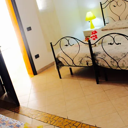 Alojamento de Acomodação e Pequeno-almoço Villa Amoru Castro By Hdsalento