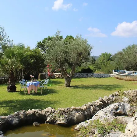 Alojamento de Acomodação e Pequeno-almoço Villa Amoru Castro By Hdsalento Castro (Lecce)