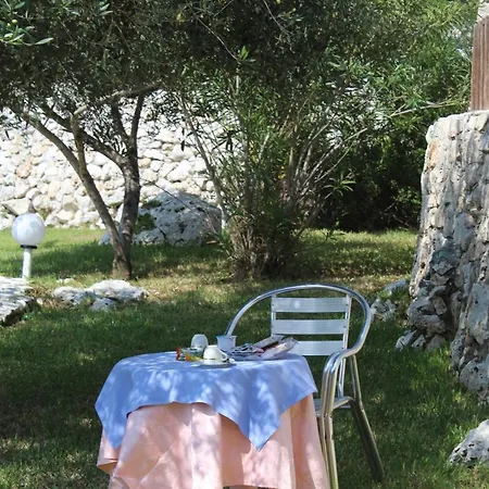 Amoru 3* Castro (Lecce)